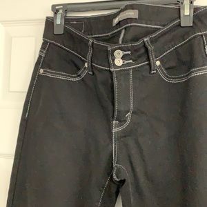 Levi black 529 curvy straight